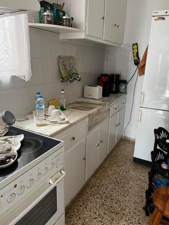 Sea View Apartments Near Athens Airport Artemida  Bagian luar foto