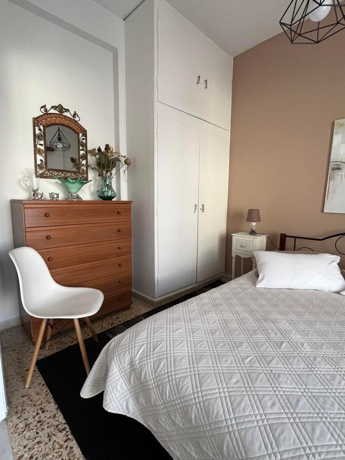 Sea View Apartments Near Athens Airport Artemida  Bagian luar foto
