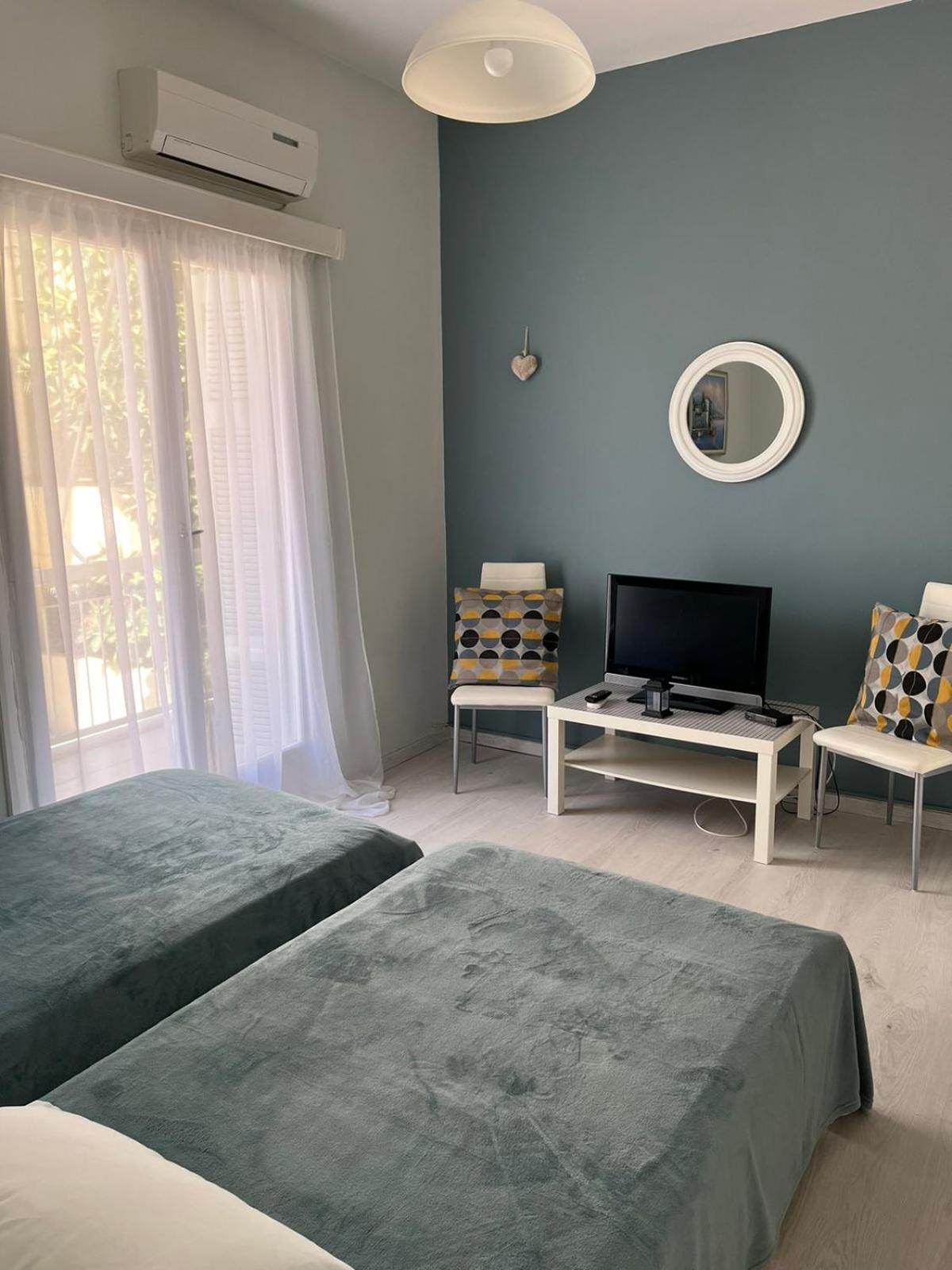Sea View Apartments Near Athens Airport Artemida  Bagian luar foto