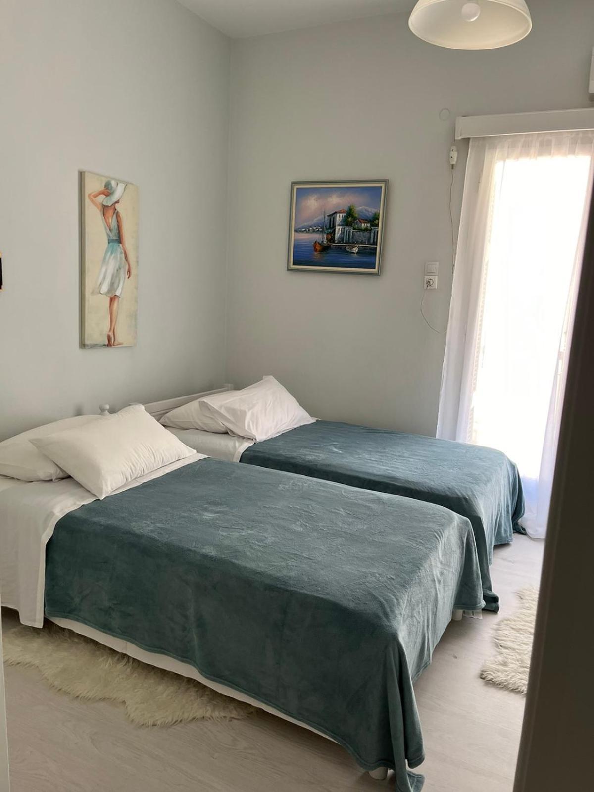 Sea View Apartments Near Athens Airport Artemida  Bagian luar foto